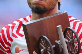 爱游戏娱乐平台 -包含冲刺阶段瓦伦西亚调整名单以备德国杯，调整名单环节打磨，压力陡增，轮换策略成焦点的词条