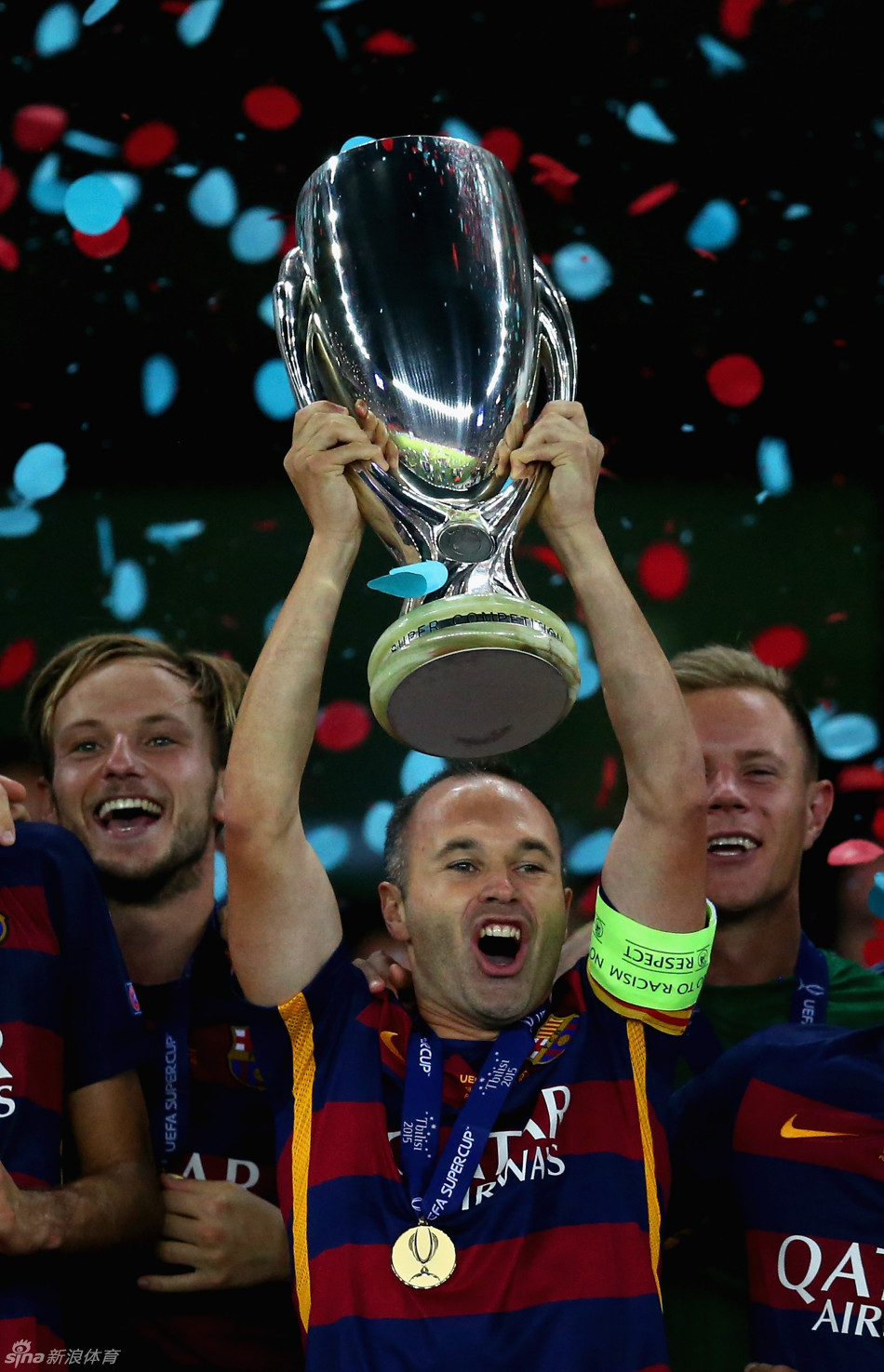 爱游戏链接 - 今晨巴塞罗那篮球队备战欧超杯，内部沟通细节流出，值得警惕，数据层面出现新趋势