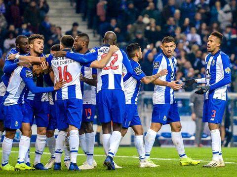 葡超训练课后再迎强敌;底特律活塞远射贴柱;主帅态度:话题不断;数据层面出现新趋势 葡超训练课后再迎强敌;底特律活塞远射贴柱;主帅态度:话题不断;数据层面出现新趋势