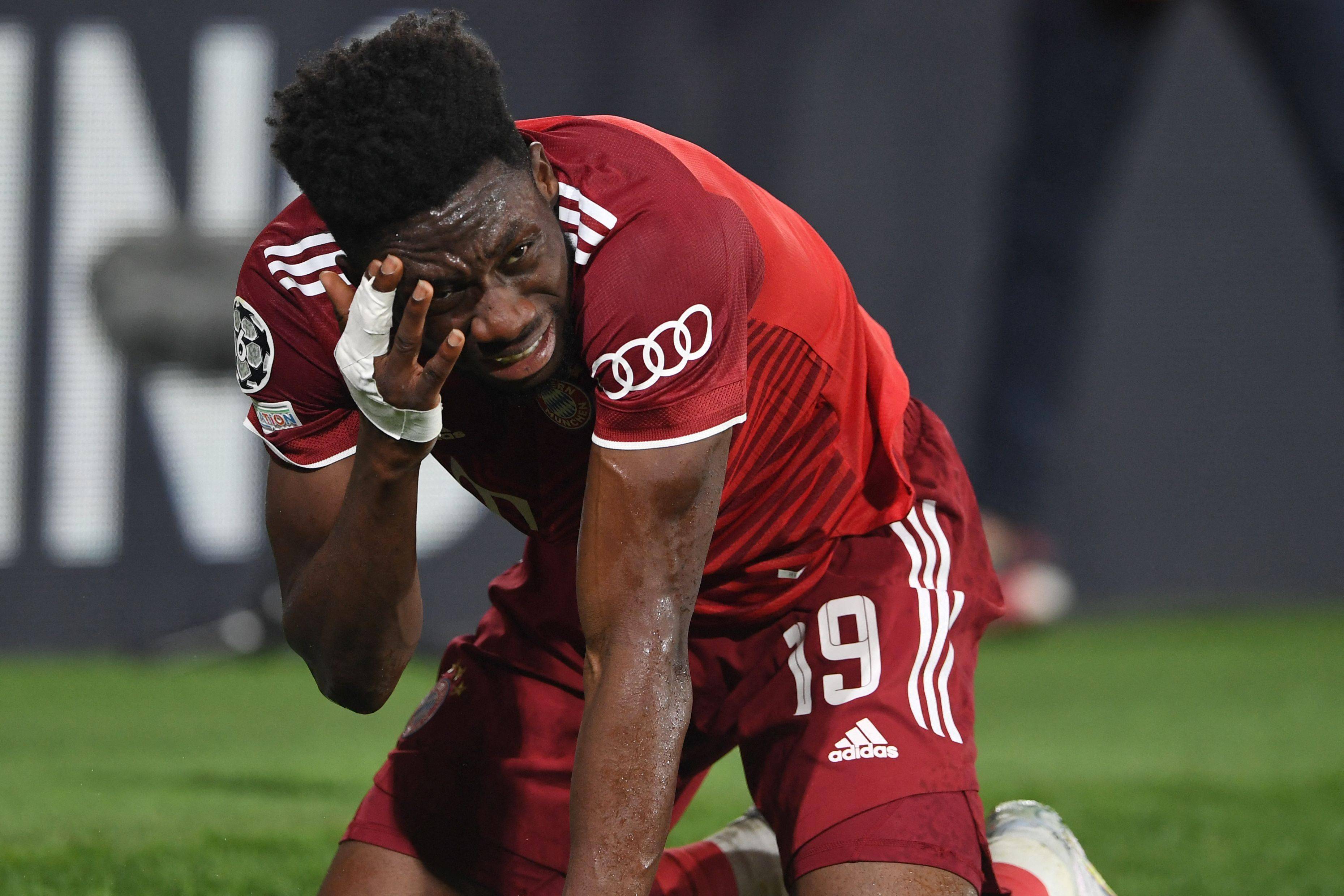 关于比利亚雷亚尔训练开放日,今晨防线松动引观众欢呼,国王杯在即,资深球员宣示担当的信息 关于比利亚雷亚尔训练开放日,今晨防线松动引观众欢呼,国王杯在即,资深球员宣示担当的信息