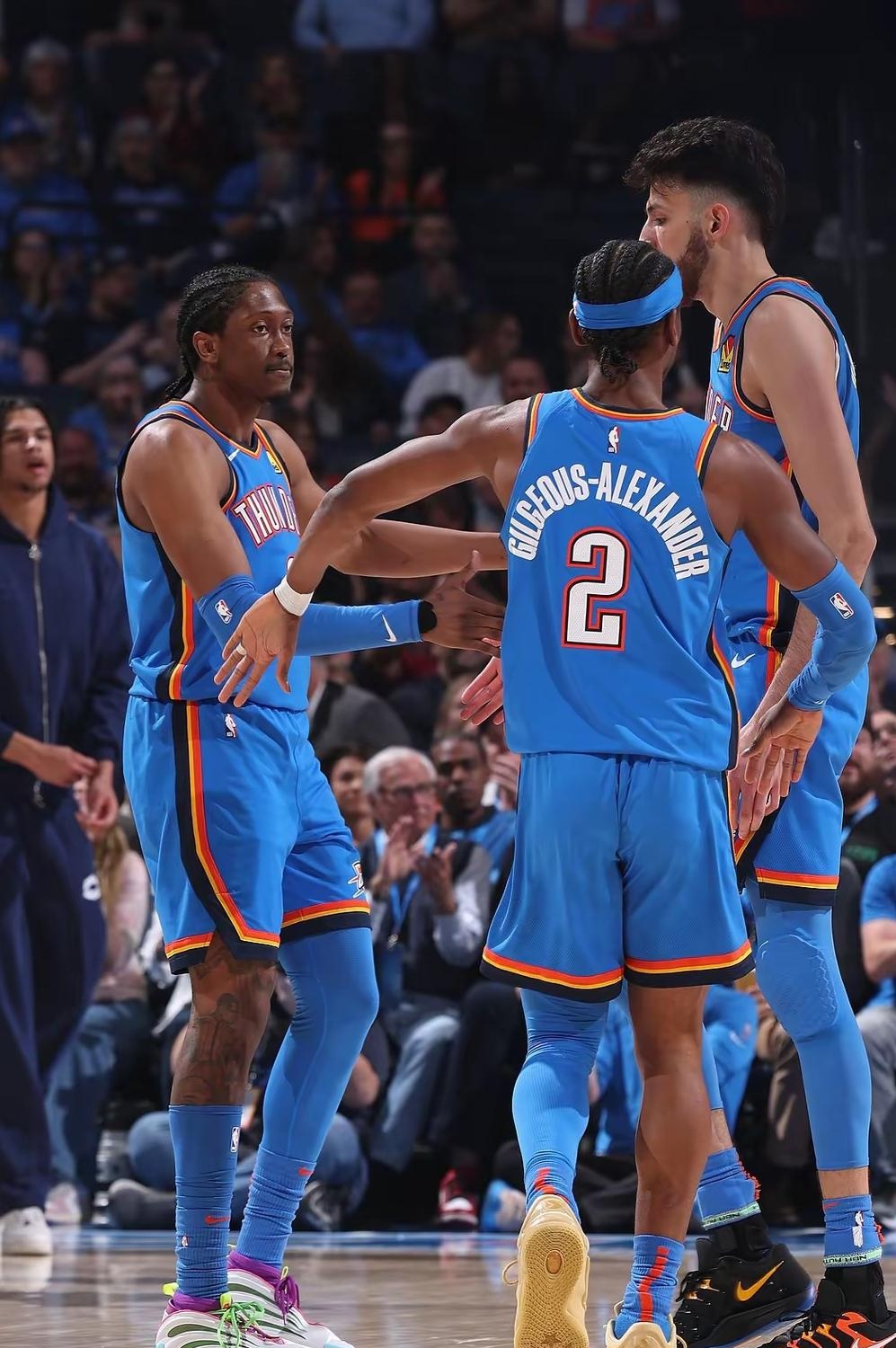 爱游戏官方网站 - 赛前俄克拉荷马雷霆篮板制胜：全明星赛节点到来，媒体盛赞，医务组通报恢复