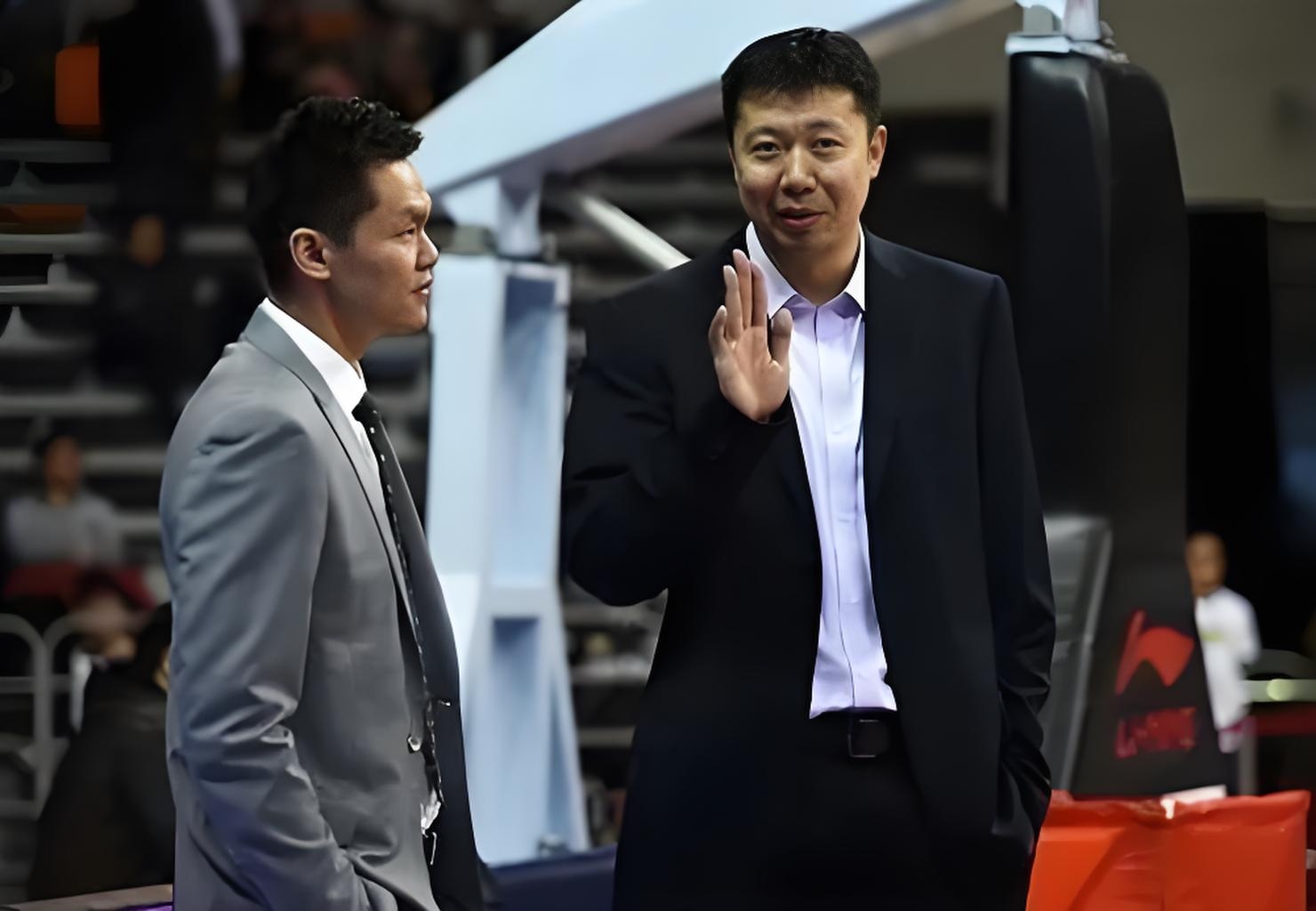 爱游戏娱乐平台 -赛前体能课后，深圳男篮复出首秀备战意大利杯，引发热议，资深球员宣示担当的简单介绍