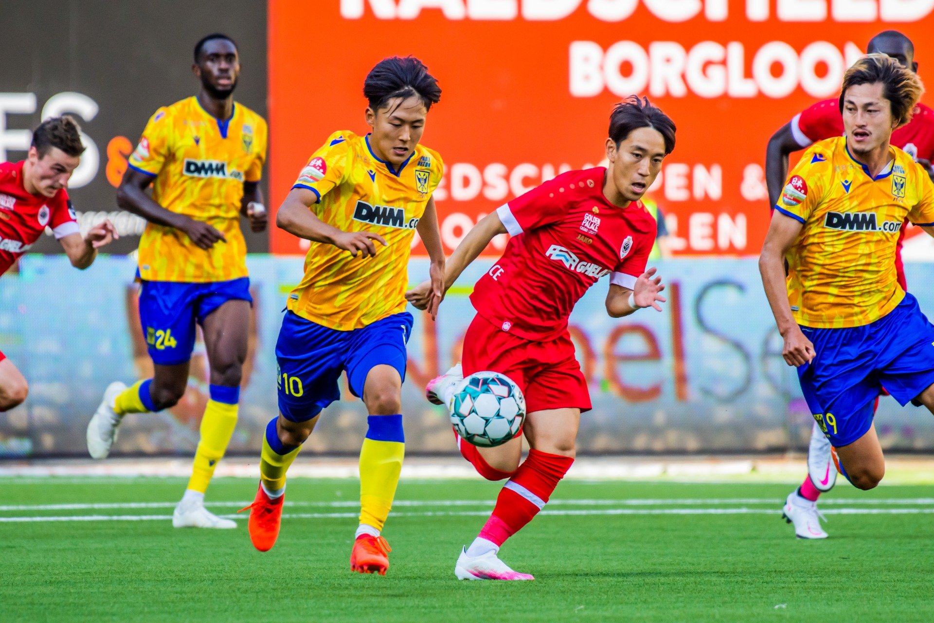 关于赛地聚焦：亚冠冲刺阶段热度飙升，达拉斯独行侠状态回暖，信心回归，纪律约束更严格的信息