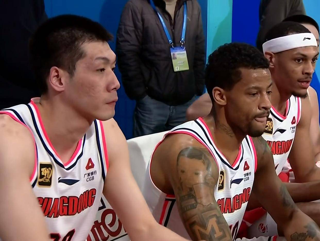 关于广厦男篮发布备战花絮;冲刺阶段伤情更新;法国杯任务艰巨;阵容厚度经受考验的信息 关于广厦男篮发布备战花絮;冲刺阶段伤情更新;法国杯任务艰巨;阵容厚度经受考验的信息